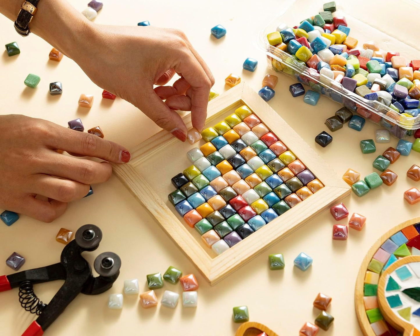 Lanyani 1.7 Pounds/350 Pieces Vibrant Glass Mosaic Tiles Assortment for Crafts, Colorful Glossy Stone Glass Tiles Pieces Bulk for Mosaic Art Craft Home Garden Decoration