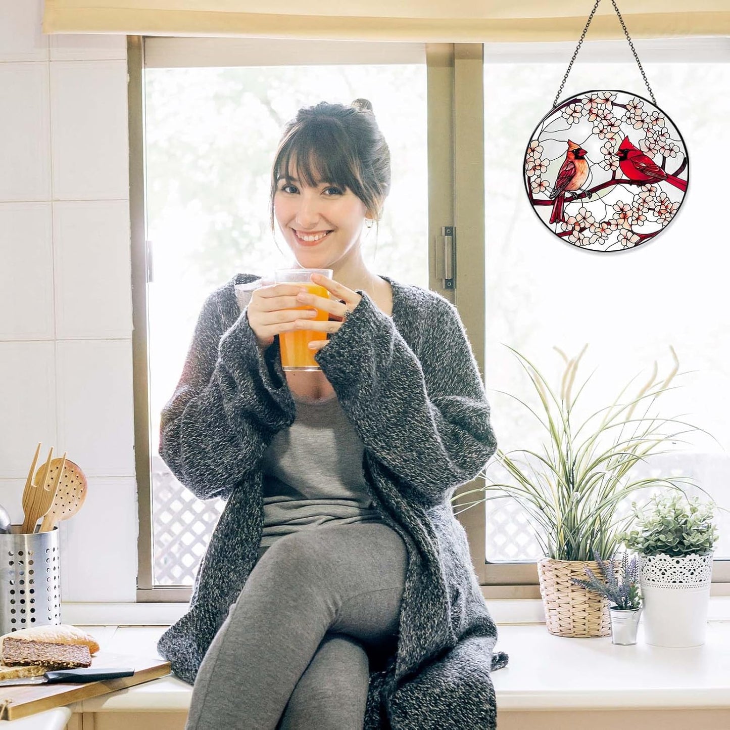 Cardinal Sun Catcher Stained Glass Window Hanging Cardinal Decor Gifts for Women Handmade Sun Catcher Decoration for Garden Home Housewarming Gift Valentine's Day Gifts(6 inch)