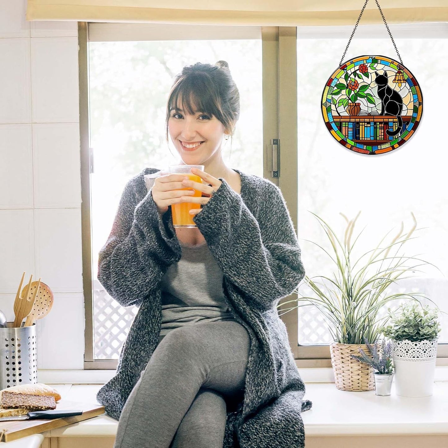 Cat Sun Catcher Stained Glass Window Hanging Book Lover Gifts for Women Book Wall Decor Handmade Sun Catcher Black Cat Sitting On Bookshelf Decoration for Home Room Housewarming Gifts