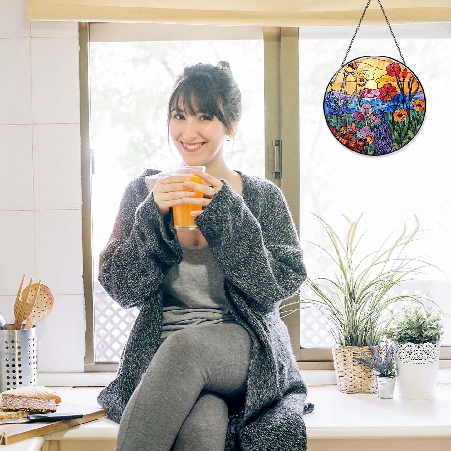 Wildflowers Sun Catcher Stained Glass Window Hanging Plant Lover Gifts for Women Wildflowers Wall Decor Handmade Sun Catcher Decoration for Garden Home Housewarming Gifts(6 inch)