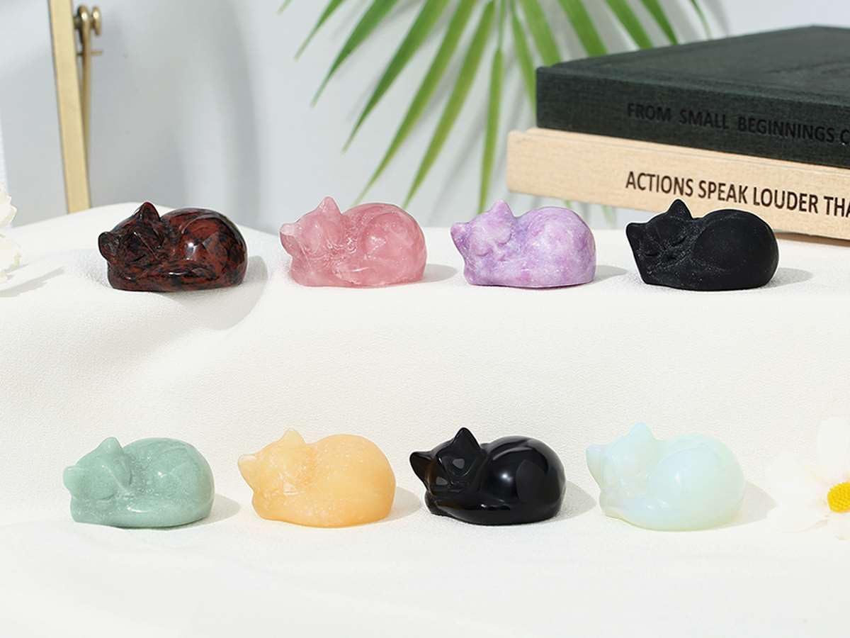 LAIDANLA Sleeping Cat Statue Red Obsidian Healing Gemstone Hand Carved Cute Kitten Statue Figurine 1.6" Decor Polished Stone Reiki Bedroom Office Desk Home Decoration Gifts