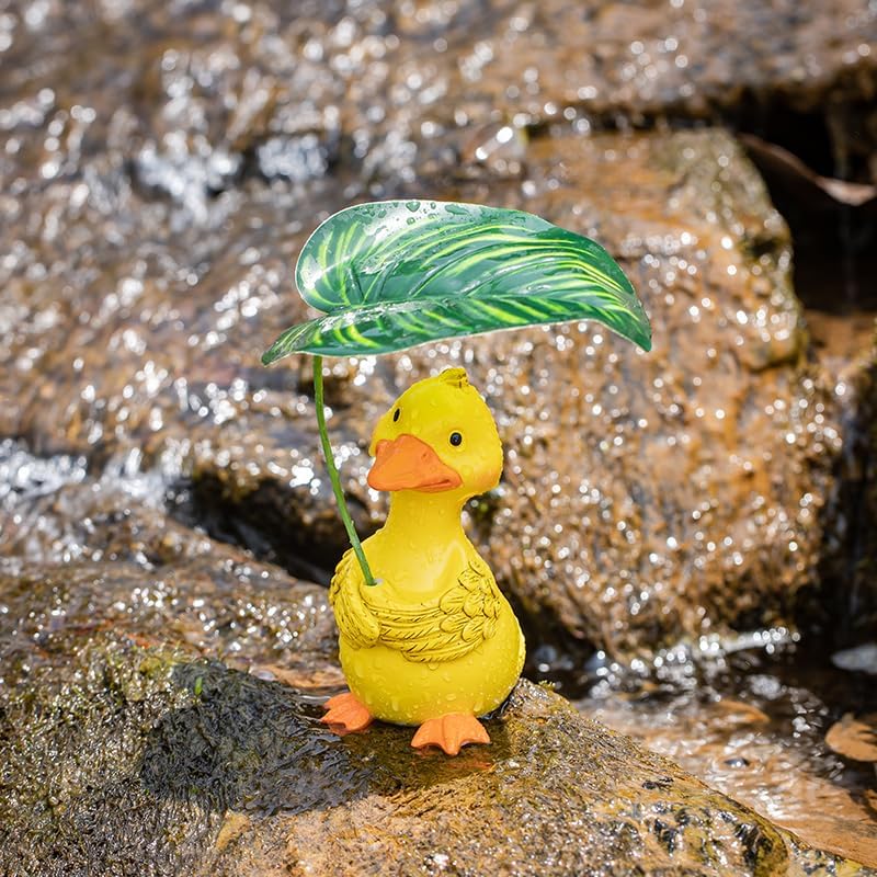 Umbrella Duckling Garden Waterproof Resin Animal Decorative Statue (Yellow)