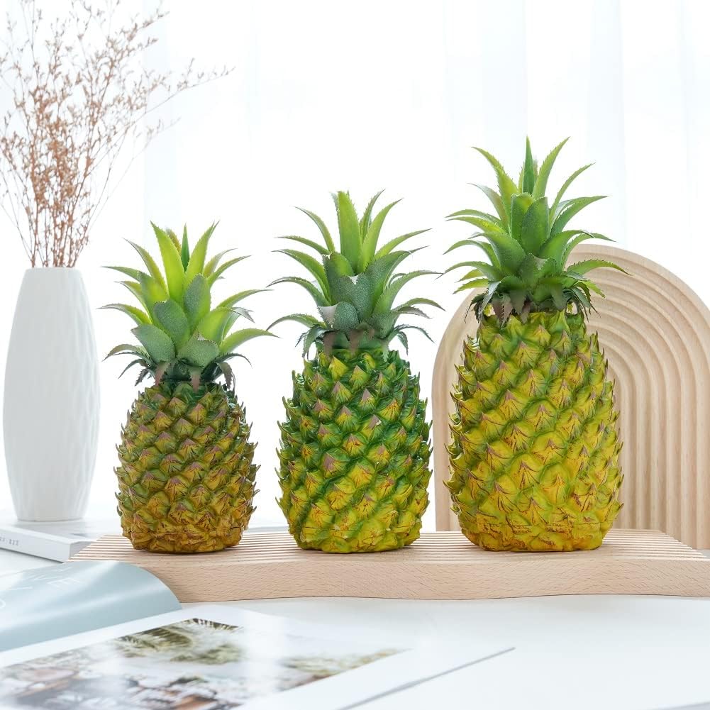 QIRMIZI 2 Pack Artificial Pineapple -Simulated Fruit Decoration, Lifelike Fake Fruit Model, Perfect for Home Decor, Kitchen, Party & Photography Prop – Realistic & Eco-Friendly,Green Large