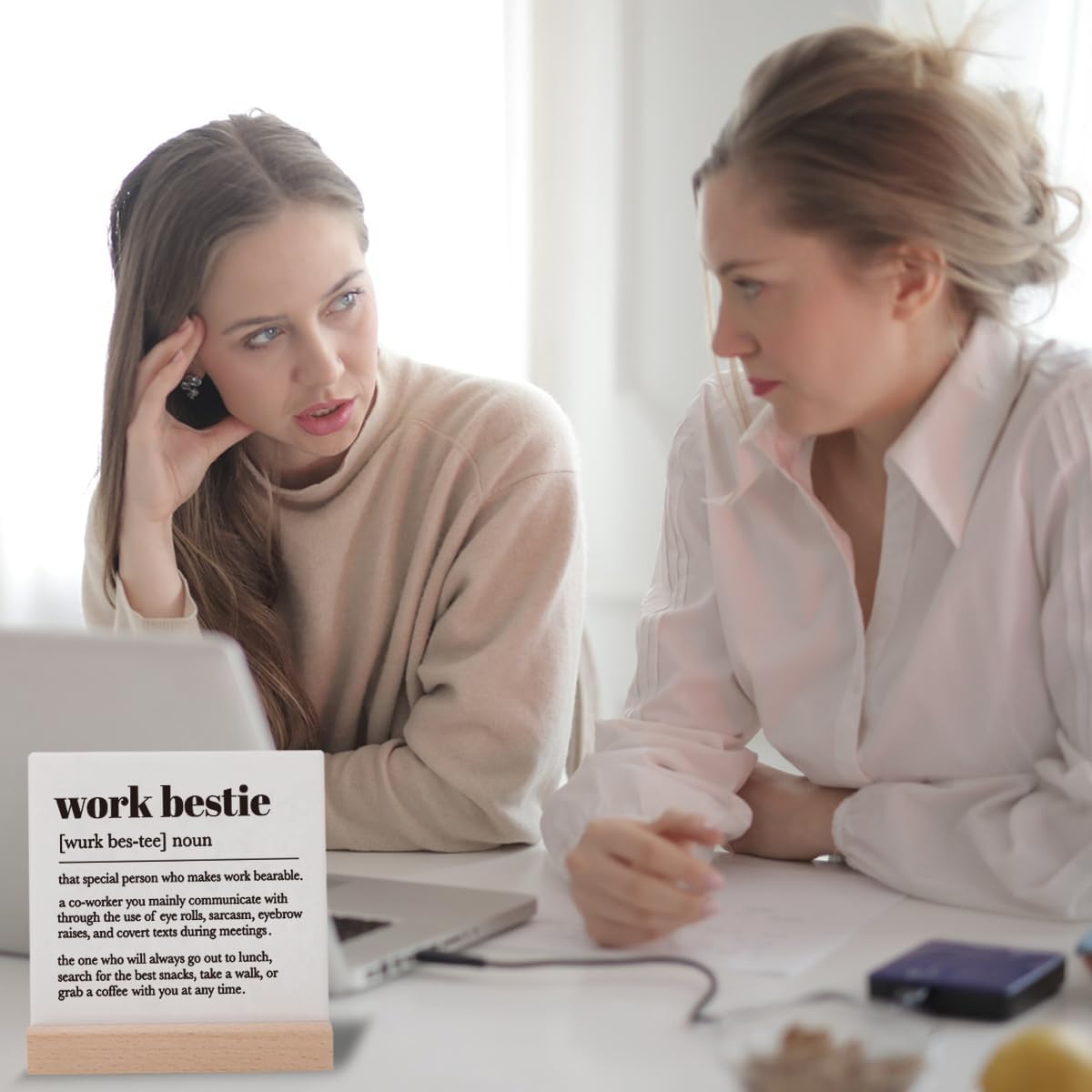 Lodeskee Work Bestie Gifts for Women Coworker Work Partner, Work Bestie Definition Gifts/Work Bestie Birthday Gifts/Friend Gifts for Work Bestie Decorative Ceramic Signs, Black