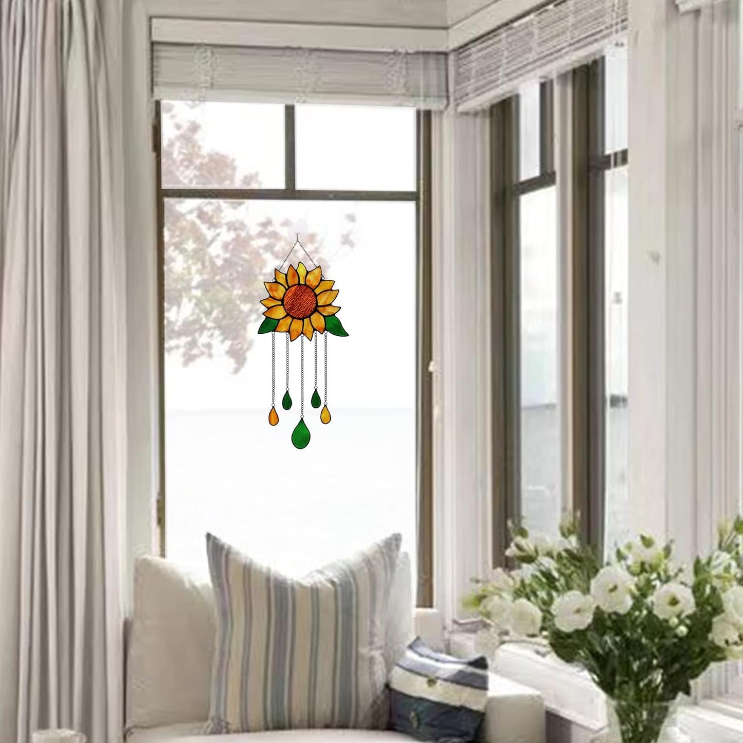 Sunflower Stained Glass Window Hanging,Sunflower Birthday Party Decorations,Outdoor Suncatcher for Patio,Kitchen and Garden Decor,Sunflower Gift for Mom,Women and Grandma