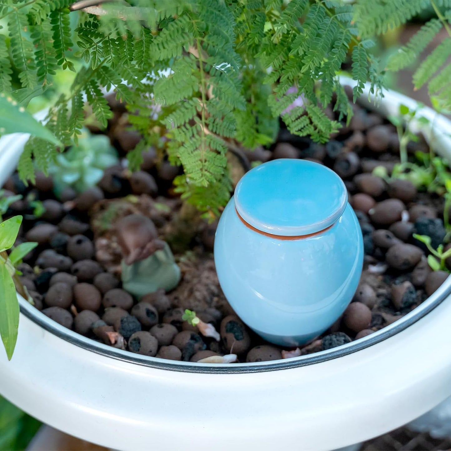 4-Pack Self Watering Planter Insert - 2 Blue and 2 Green Ceramic Watering Globes for Indoor Plants, Terracotta Bulbs, and Small Plant Pots - 300ml Capacity, 1 Weeks Autonomy