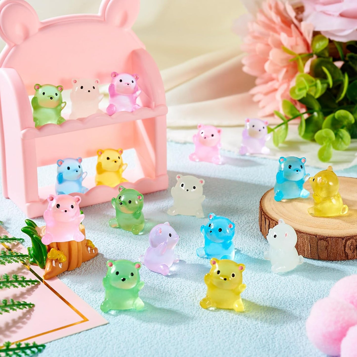 Pandahall 24Pcs Luminous Mini Bear Decoration Glow in The Dark Mini Resin Animals 6 Colors Tiny Bear Figurines Landscape Decoration for Fairy Garden DIY Party Ornament Accessories