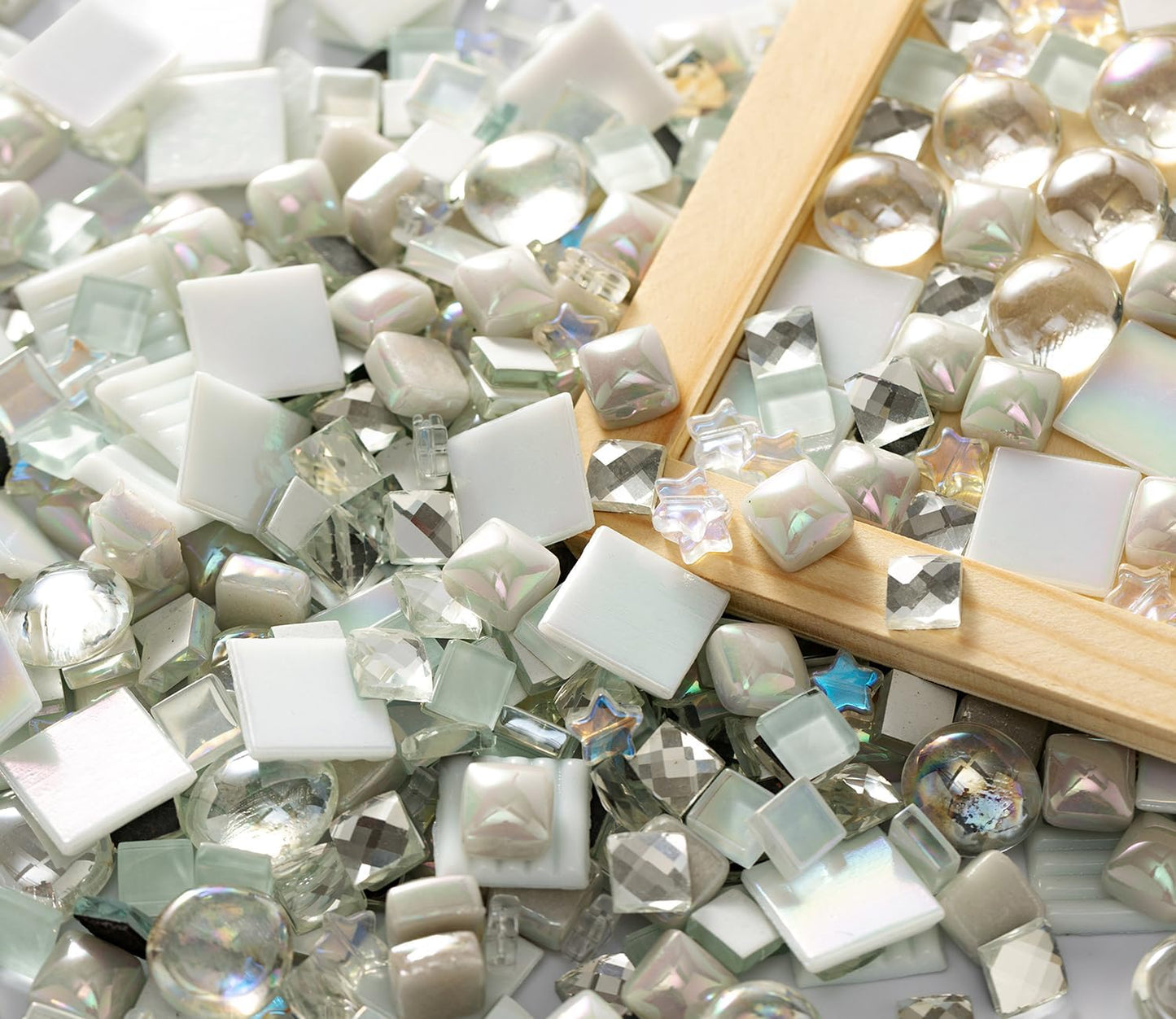Lanyani 430Pcs Iridescent White Glass Mosaic Tiles Variety Styles Mosaic Tiles Pieces Bulk Shimmering Crystal Tile for Glass Crafts and DIY Decorations, 1.2 Pounds Pack
