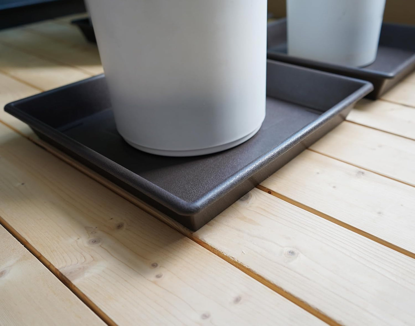 Square Plant Saucer 16 Inch 2 Pack, Plant Stand Plant Trays for Pots Heavy Duty Plastic Plant Saucers for Indoors Outdoors, Flower Pot No Holes Plant Lover Gardening Gifts