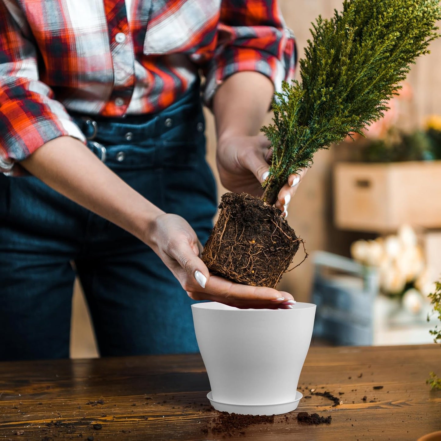 6 inch Plastic Nursery Pots, 16 Pack Plant Pots for Small Indoor Outdoor Plants, Flower Pots with Drainage Holes and Saucers, Decorative Seedling Starter Planters for House Plants, White