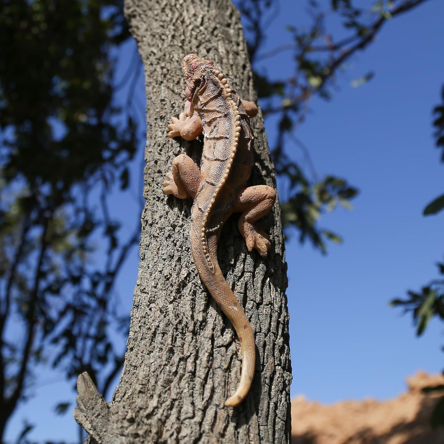 Outdoor Lizard Statue Sculpture Garden Patio Porch Tree Wall Wall Hanging Art Deco Gift 10.24 inch Rainforest Animal Decoration