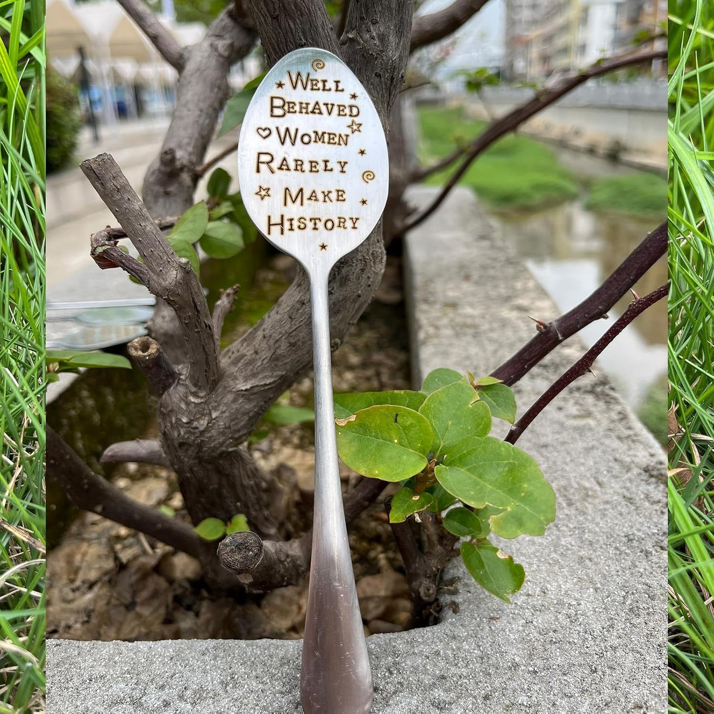 Garden Plant Marker Friendship Gift for Women Gardeners, Plant Stake Label Sign Tag Gardening Gifts for Woman Plant Lovers, Metal Garden Decoration (Make History)