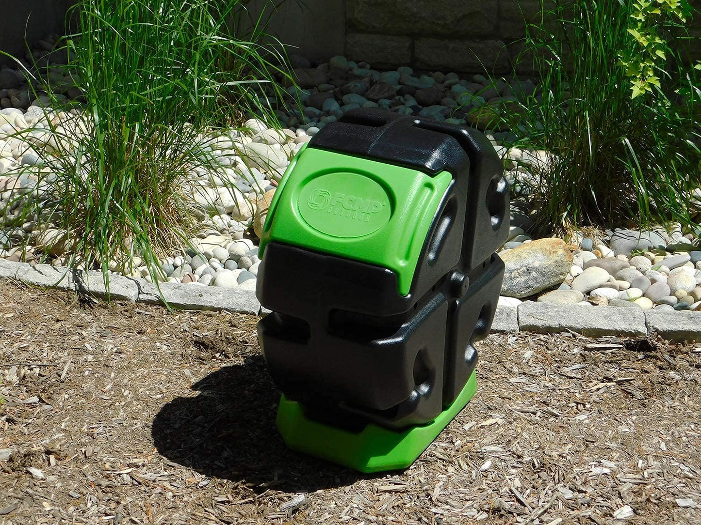 FCMP Outdoor HOTFROG Half Size Rolling Single Chamber Batch Tumbling Composter - Outdoor Rotating Garden Compost Bin (HF-RC2000WB-GRN) Black & Green (19-Gallon)