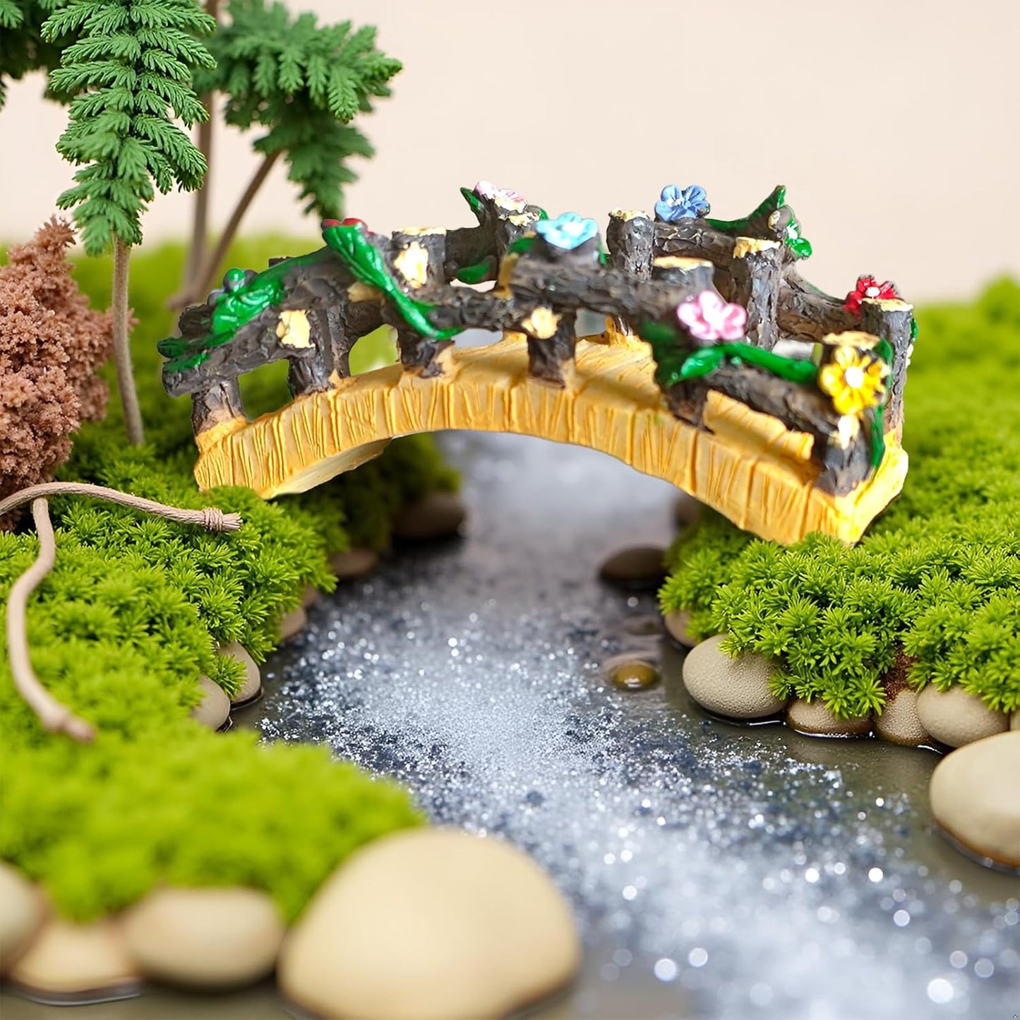 Kai Dream Fairy Garden Bridge,Miniature Resin Bridge Figurine,3.6 * 2 * 1.5 inches, Micro Landscape Tiny Decorative