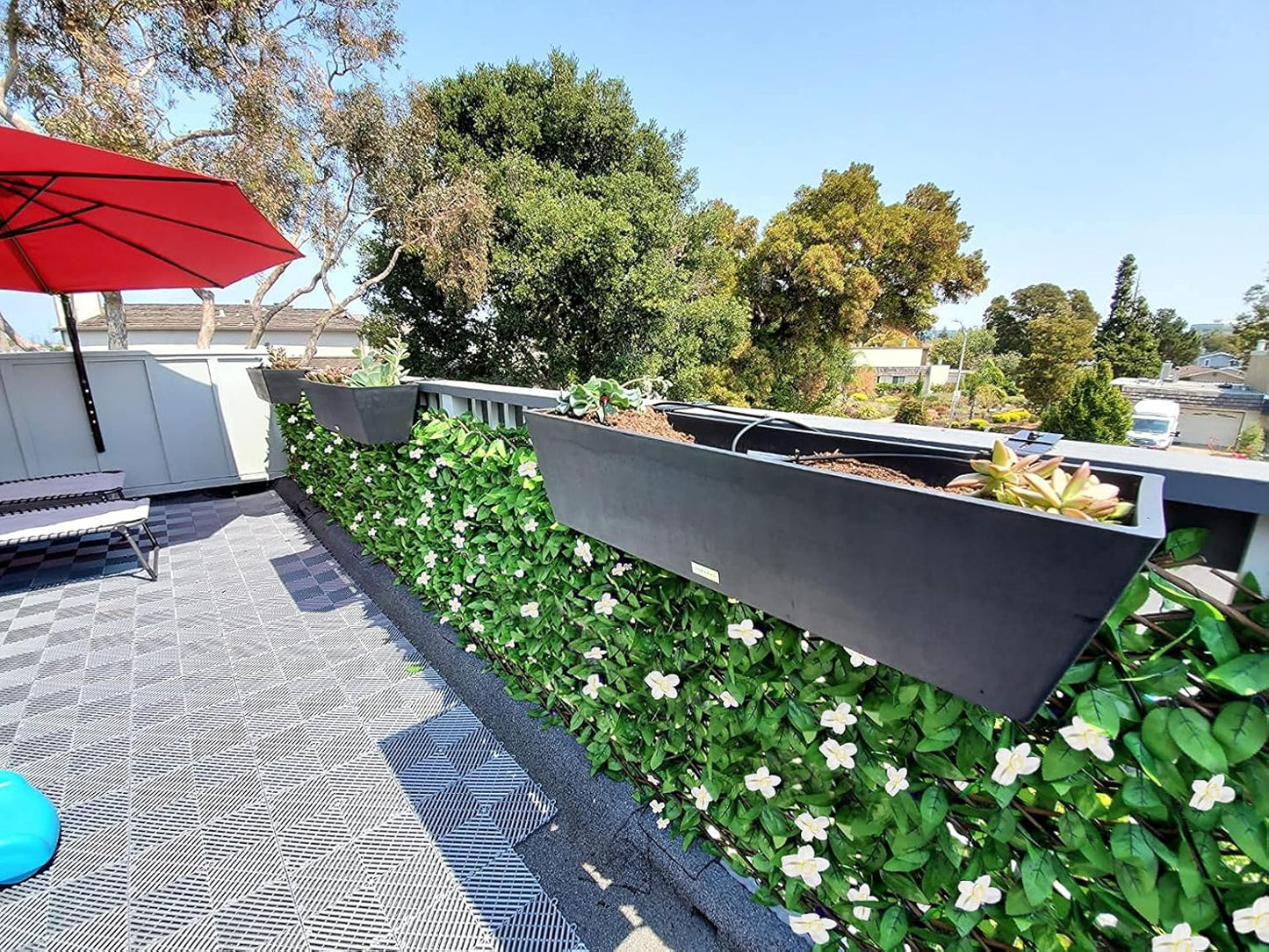 Expandable Fence Privacy Screen for Balcony Patio Outdoor,Decorative Faux Ivy Fencing Panel,Artificial Hedges (Single Sided Leaves) (1, White Flowers)