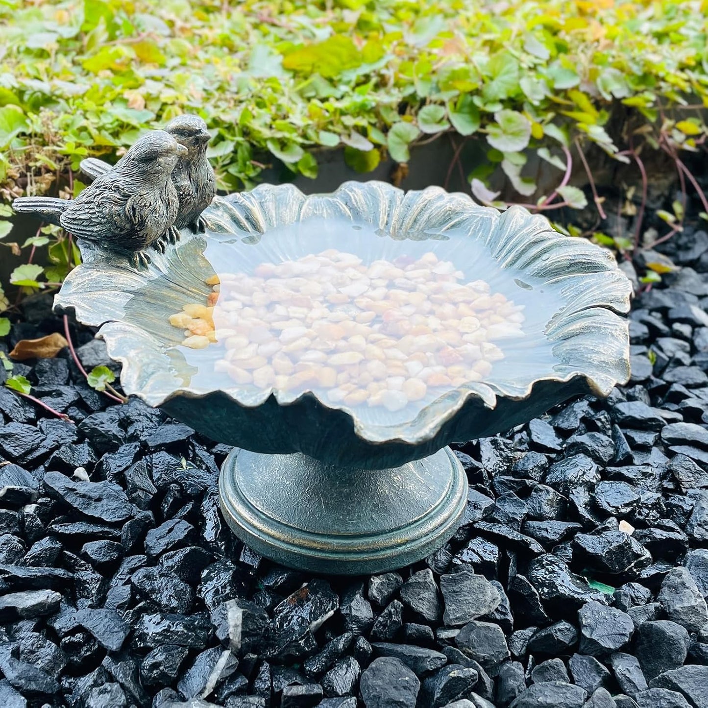 Bird Baths for Outdoors, Garden Decorations Hummingbird Feeders, Outdoor Sculpture Yard Art Large Lawn Ornament Patio Figurine Bird Feeder Resin