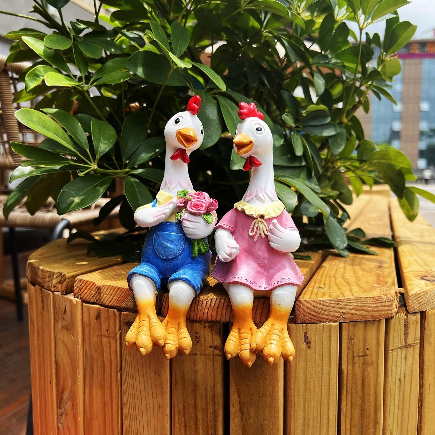Handside Couple Duck Garden Statues Cartoon Resin Cute Sitting Chicken Sculpture Goose Lovers Figurine Gift Decorations for Yard Home Patio and Office and Wedding (Chicken)