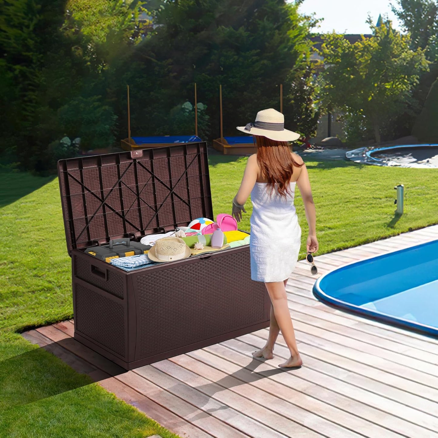 125 Gallon Resin Deck Box, Weatherproof Outdoor Storage Box for Patio, Garden, Pool, and Yard, Lockable Waterproof Bin for Tools, Cushions, and Accessories, Brown