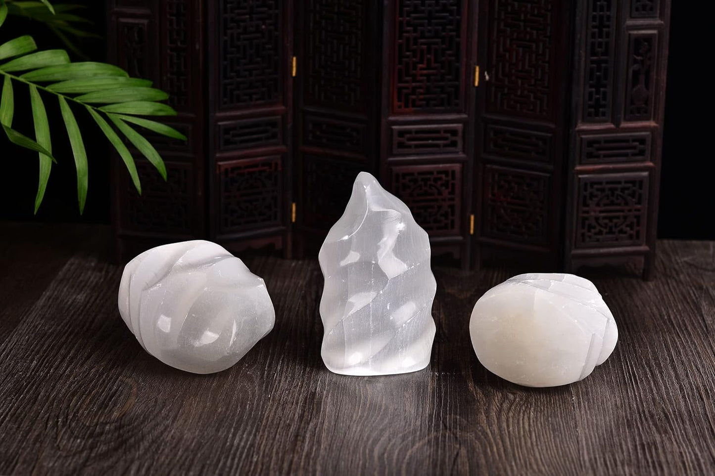AMOYSTONE Selenite Crystal Tower Flame Shaped Stone Large Healing Crystal Meditation Home Decor 4"