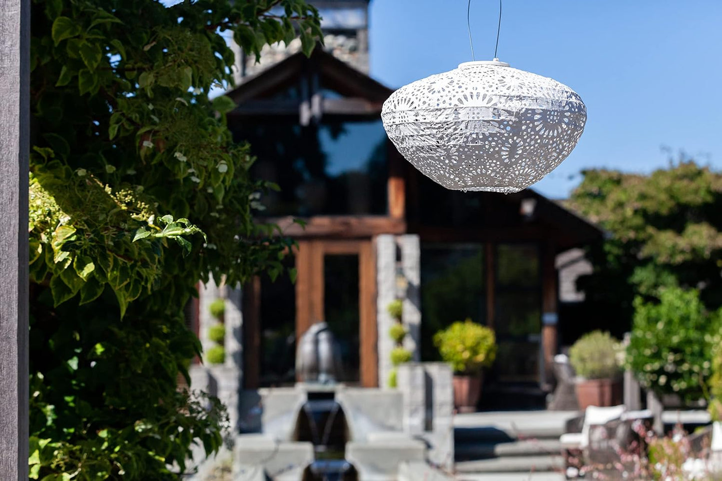 Allsop Soji Stella - Crown Chantilly Lace - 13" Outdoor Solar Latern - White