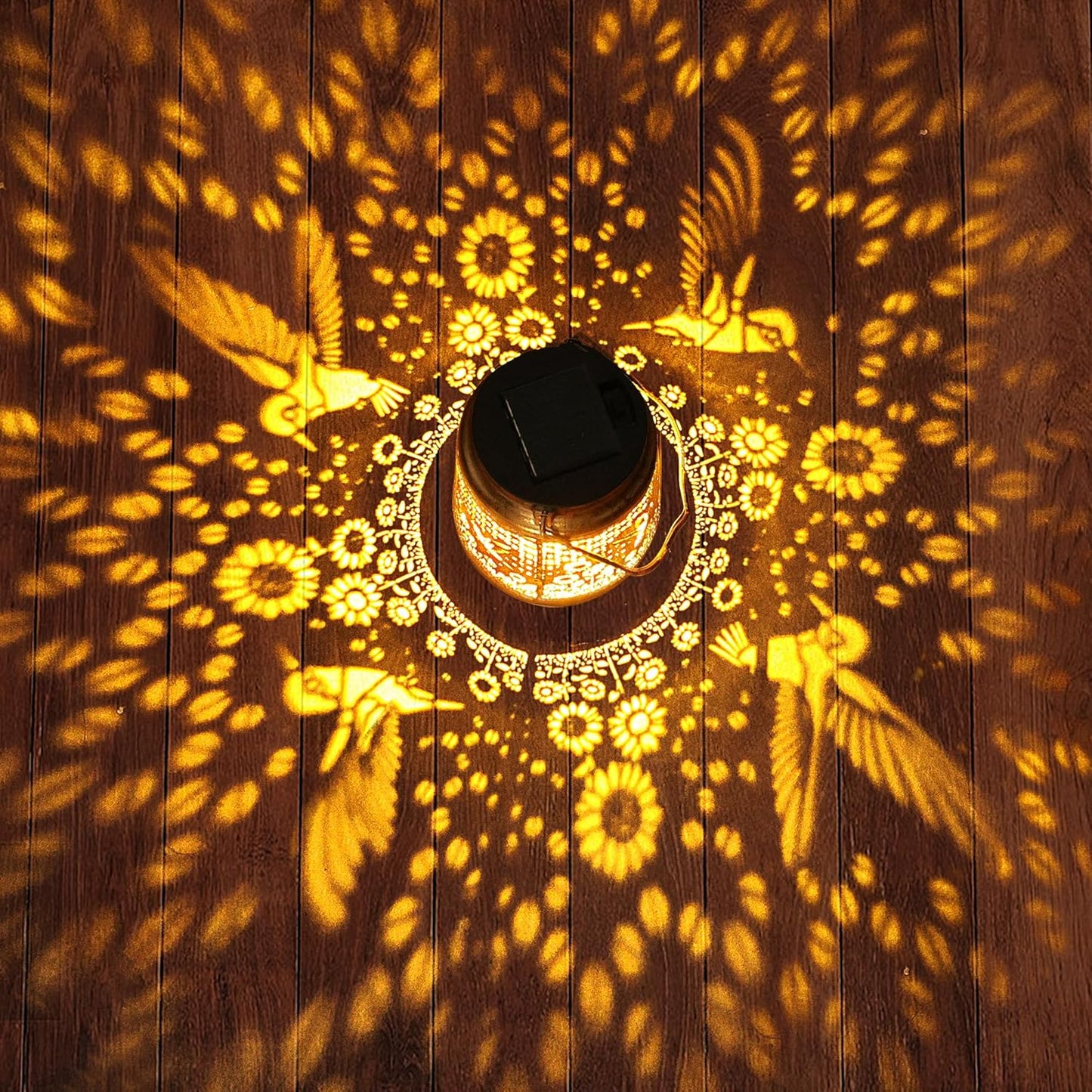 Hummingbird Solar Lanterns Outdoor Garden Decor, Birthday Gifts for Women Mom Grandma Hanging Metal Solar Lights Waterproof LED Decoration with Shepherd Hook Outside for Garden Yard Porch Lawn Patio