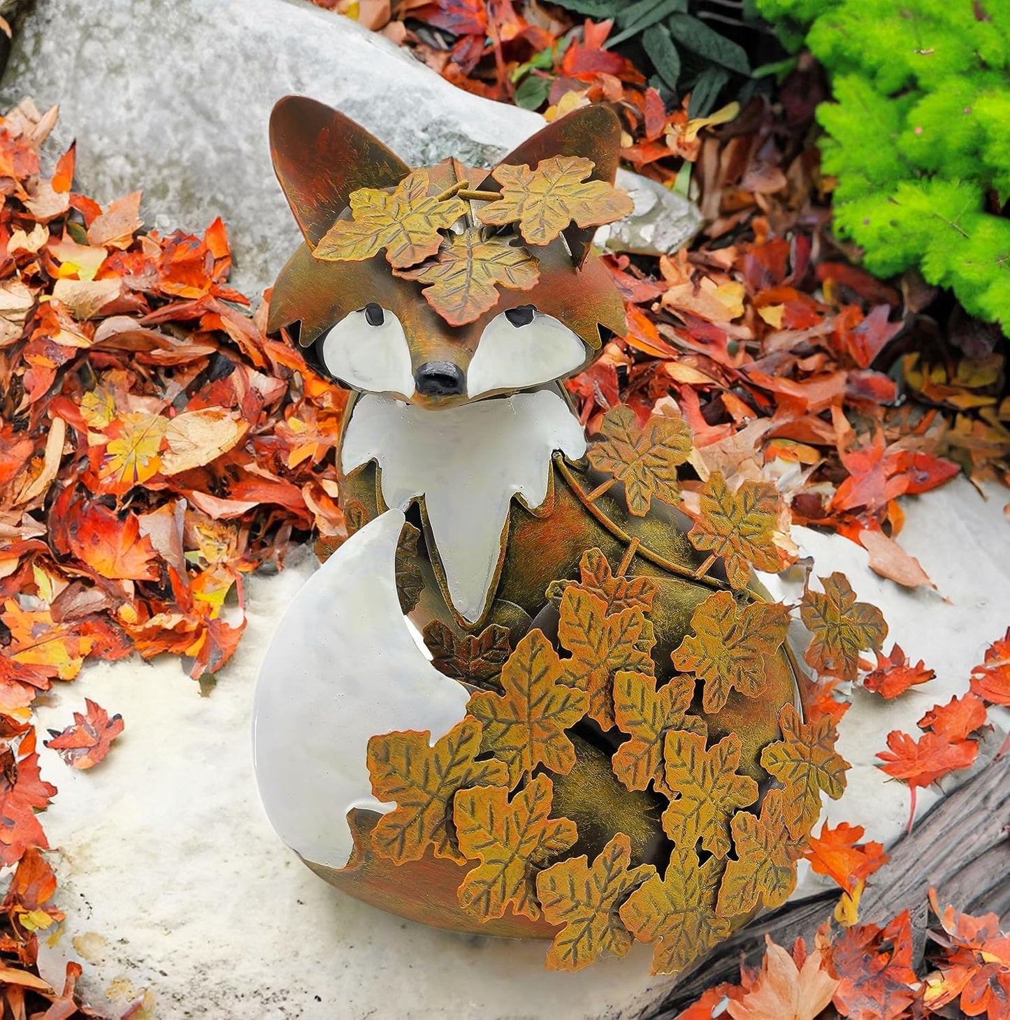 coolboy Garden Metal Fox Outdoor Statues,Interesting Maple Leaf Fox Sculpture for Patio Lawn Home Decor,Garden Art Decoration Ornament for Indoor,Terrace, Lawn,Yard,Animal Decorative