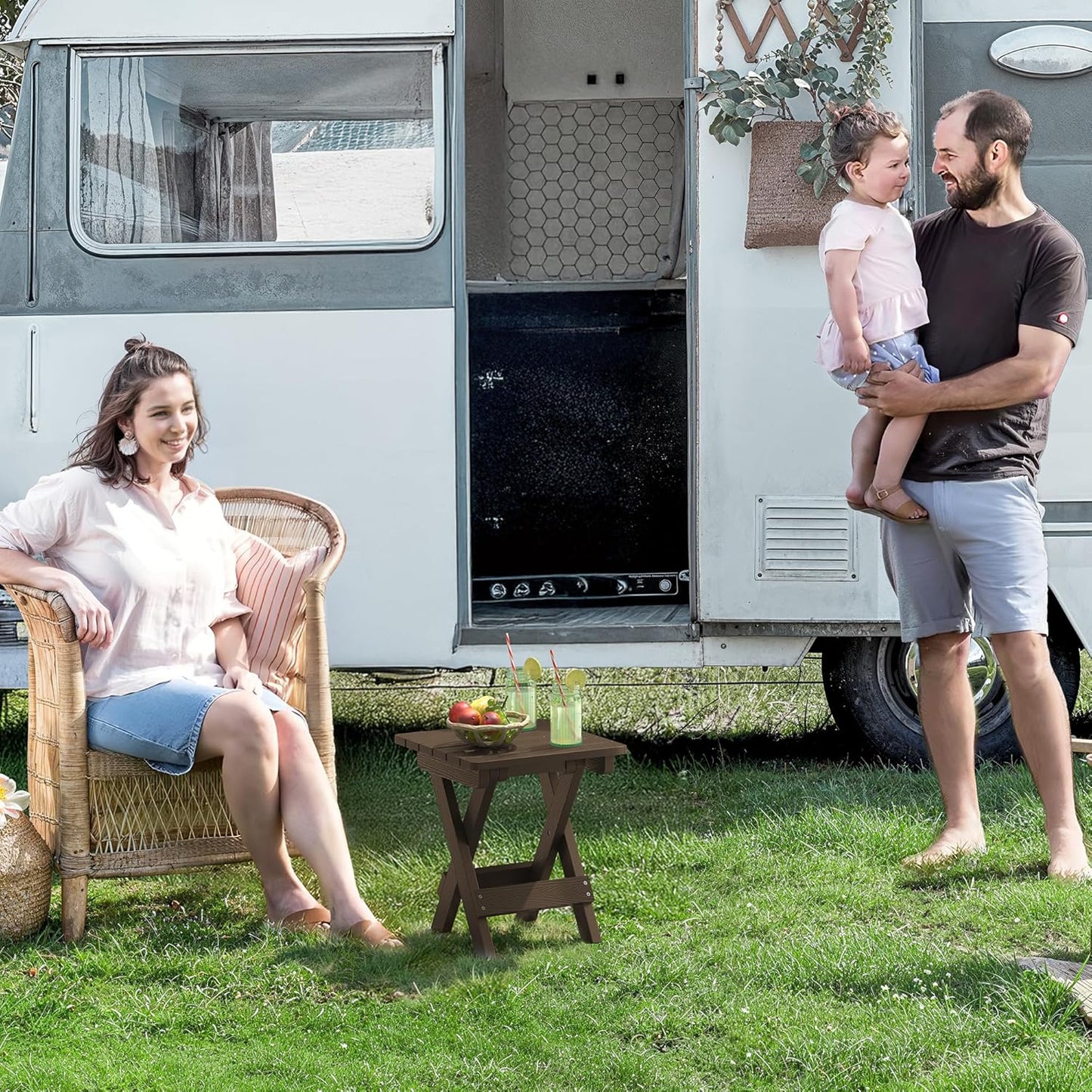 LUE BONA Small Outdoor Folding Side Table, HDPS Outside End Table for Patio, Porch, Deck, Pool, 14 Inch Height, Dark Brown