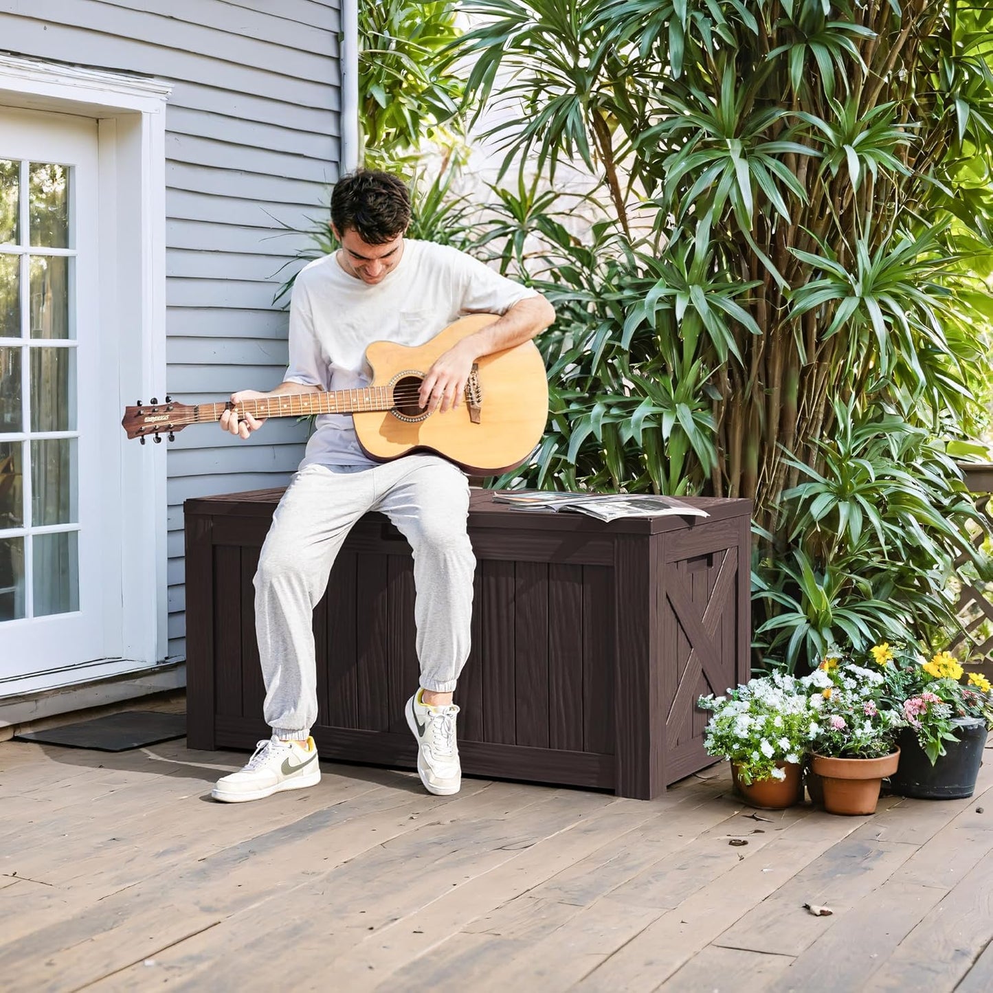 Greesum 120 Gallon Deck Box, Resin Outdoor Storage Container for Patio Furniture, Garden Tools, Pool Accessories, Weatherproof, Lockable, Brown